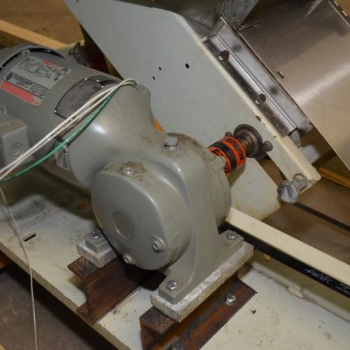 Hoppmann Model EP 8 in W Incline Conveyor with S/S Feed Hopper