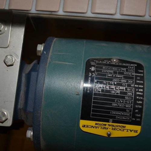 Keenline 7.5 in W Powered 90 Degree Incline Conveyor