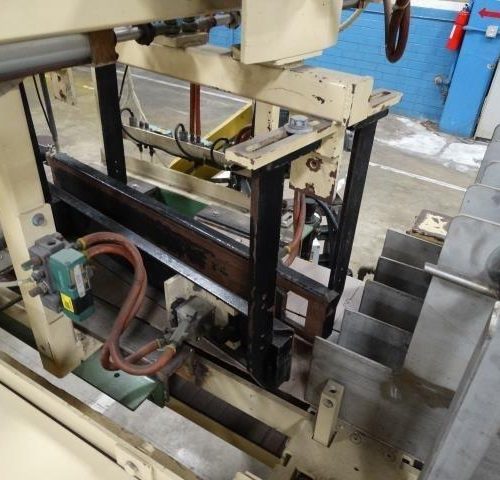 Standard Knapp Model 9322G (4) Lane Drop Case Packer