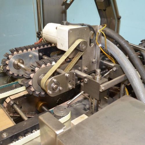 Adco Model RAC120SS High Speed S/S Tri-Seal Right Angle 120 CPM Carton Closer