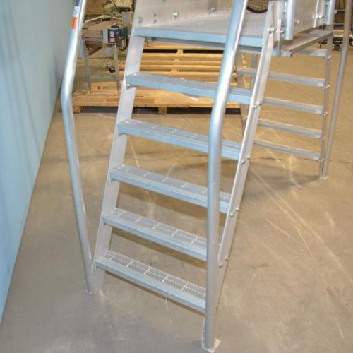 S/S Space Saver 50 in H Platform  Crossover Staircase