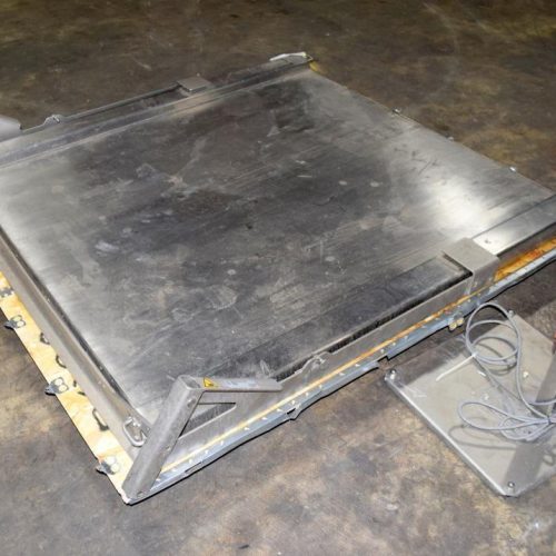 Mettler Toledo Model PUA579 S/S 5,000 Pound Capacity Low Profile Floor Scale