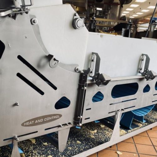 Heat and Control Model CVBTUR S/S 32 in W x 20 ft H Flighted Incline Conveyor