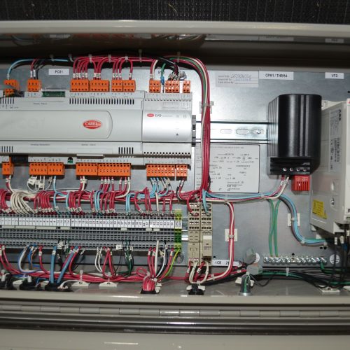 Sterling Model GPAC30 7.6 Ton Packaged Chiller