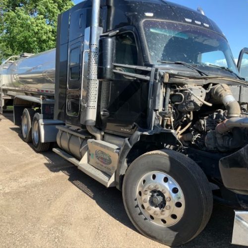 2015 Kenworth Model T880 Tandem Axle Tractor
