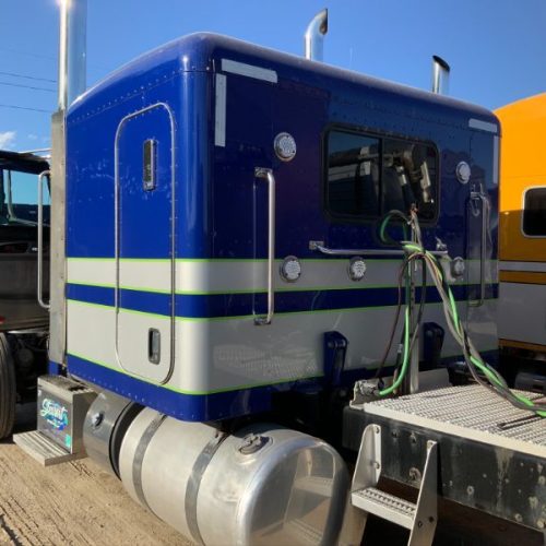 2015 Peterbilt Model 389 Truck Tractor