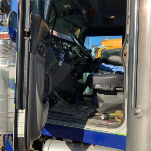 2015 Peterbilt Model 389 Truck Tractor