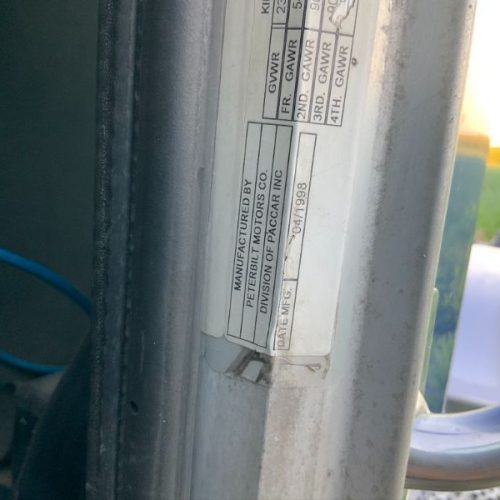 1999 Peterbilt Truck Tractor With Day Cab