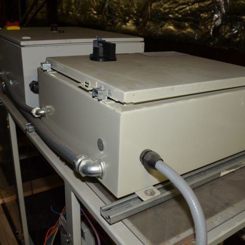 Honeywell Intelligrated Approx 9 ft H Vertical Lifting Conveyor