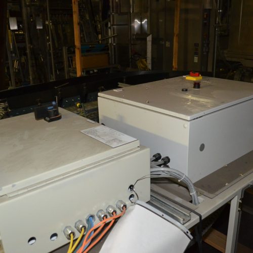 Honeywell Intelligrated Approx 9 ft H Vertical Lifting Conveyor