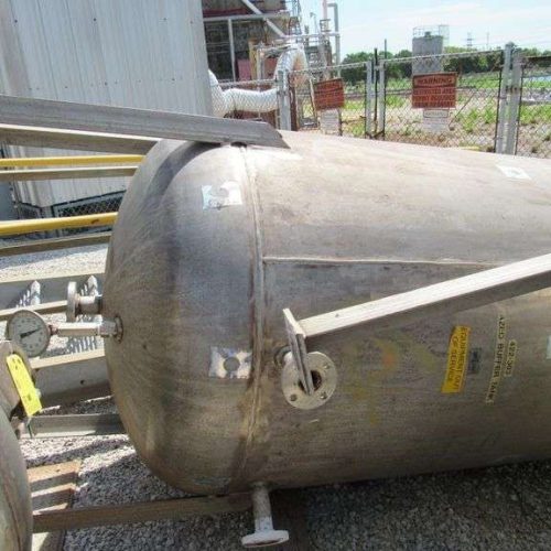 325 Gallon Vertical S/S Tank