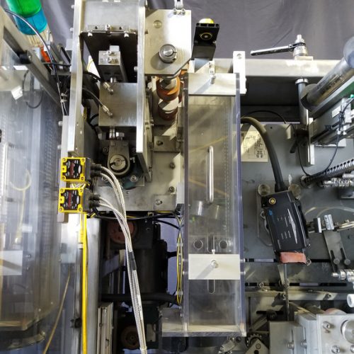 PDC Model R300 Shrink Sleeve Labeler with Heat Shrink Tunnel and Label Unwinder