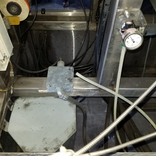 PDC Model R300 Shrink Sleeve Labeler with Heat Shrink Tunnel and Label Unwinder