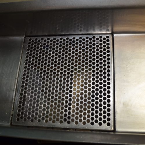 Key Technology Model S114322 Iso-Flow 12 in W x 102 in L S/S Vibratory Conveyor