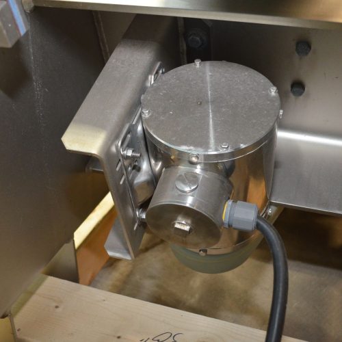 Key Technology Model S114322 Iso-Flow 12 in W x 102 in L S/S Vibratory Conveyor