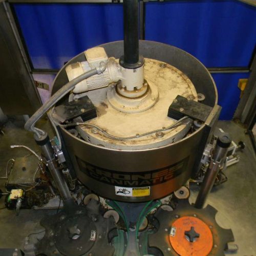 Krones Canmatic (12) Head Rotary Hot Melt Labeler