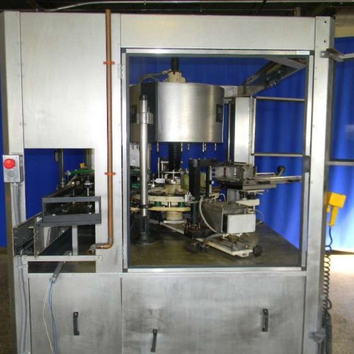 Krones Canmatic (12) Head Rotary Hot Melt Labeler