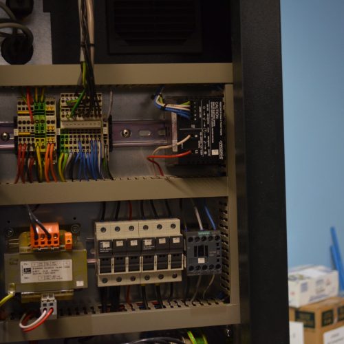 Kaeser Model AircenterSM7.5, 7.5 HP Rotary Screw Air Compressor and Air Dryer