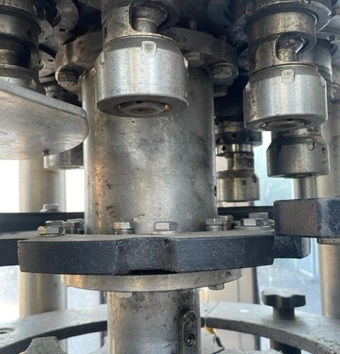 Sympak Model Master RS32328 (32) Head Filler with (8) Head Arol Capper Crowner