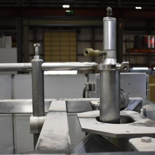 Tucs Model TVF1025C  Vertical Form  Fill Seal Machine