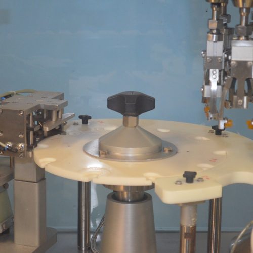 Capmatic Model Alpha C144 (10) Head Monoblock  Pump Placer Capper