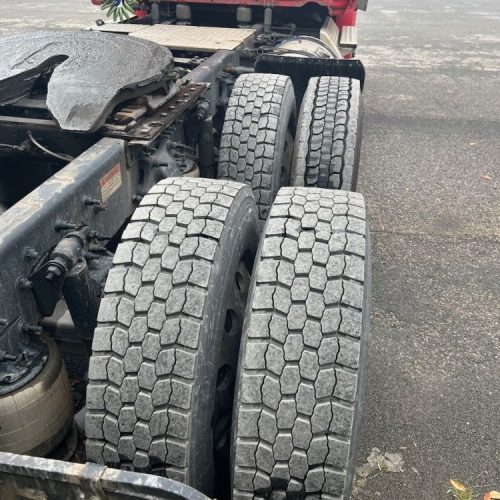 2020 Freightliner Cascadia 126 Day Cab Semi Tractor