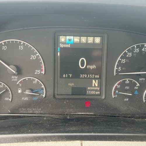 2020 Freightliner Cascadia 126 Day Cab Semi Tractor