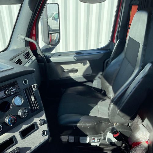 2020 Freightliner Cascadia 126 Day Cab Semi Tractor