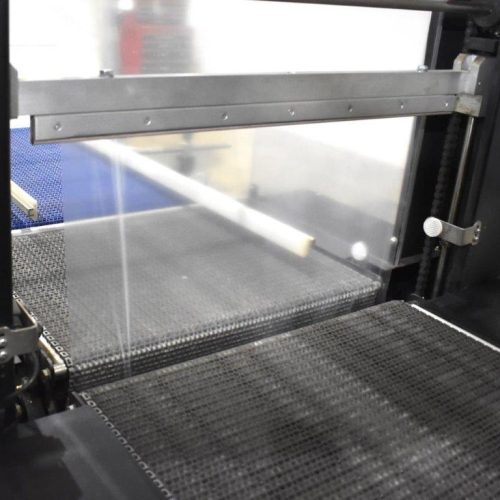 Arpac Model 25TW28 Intermittent Motion Shrink Bundler with Heat Shrink Tunnel