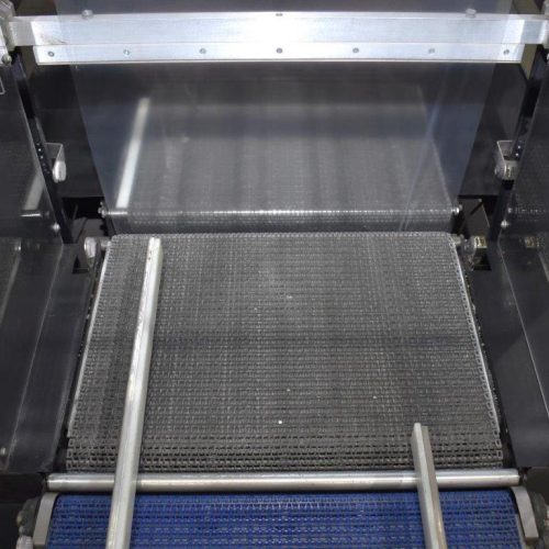 Arpac Model 25TW28 Intermittent Motion Shrink Bundler with Heat Shrink Tunnel