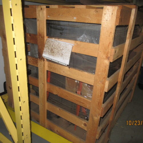 Knobel Model 06VT22 Stainless Steel Vibratory Table