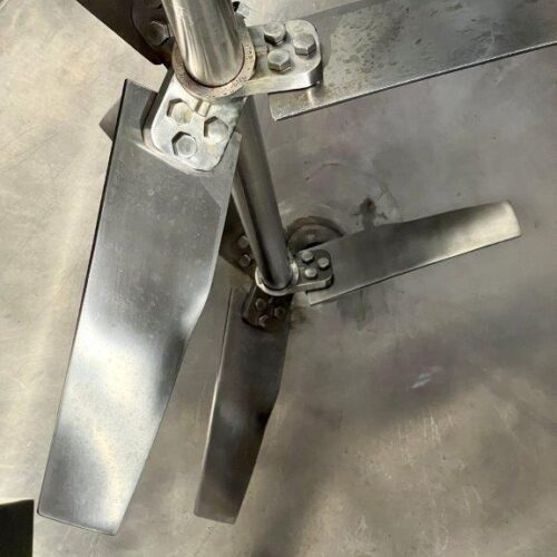 1,400 Gallon Capacity Roben Vertical Jacketed Agitated S/S Mix Tank