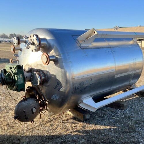 1,400 Gallon Capacity Roben Vertical Jacketed Agitated S/S Mix Tank