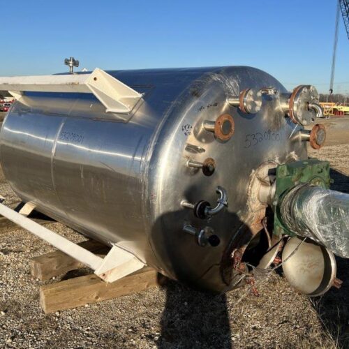 1,400 Gallon Capacity Roben Vertical Jacketed Agitated S/S Mix Tank