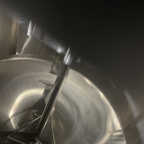 Blast Stainless Steel Cone Bottom Mixing Tank