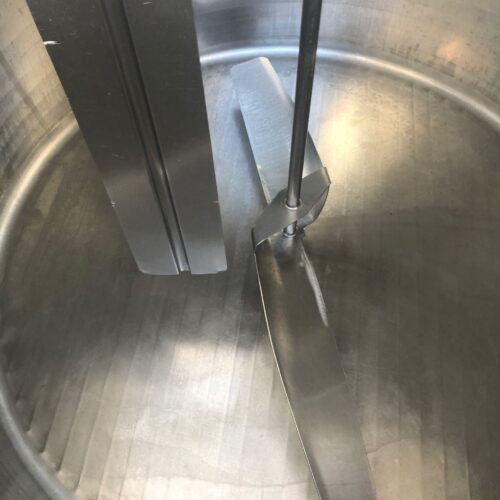 1,000 Gallon APV Crepaco Vertical S/S Sweep Scrape Agitated Tank