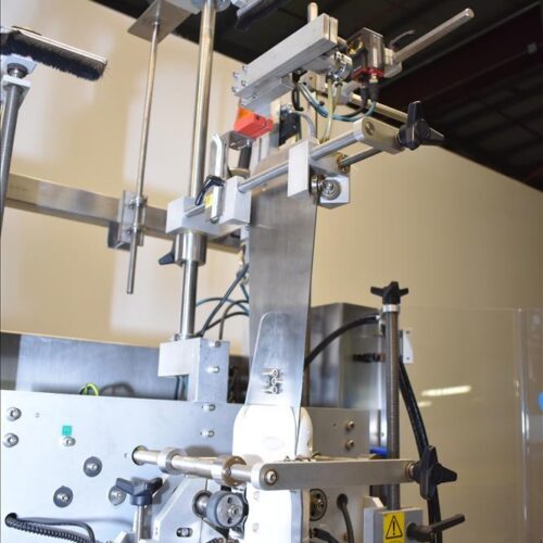 Accraply Model 650VF High Speed 650 CPM Shrink Sleeve Label Applicator with Heat Shrink Tunnel