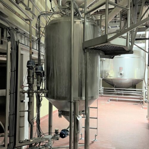 1,235 Liter Berlie-Falco 304L Stainless Steel Vertical Jacketed Pressure Tank