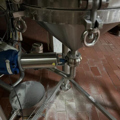 1,235 Liter Berlie-Falco 304L Stainless Steel Vertical Jacketed Pressure Tank