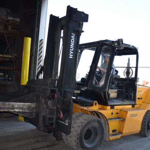 Hyundai Model 70D9 15,500 Pound Capacity Diesel-Powered Forklift Truck