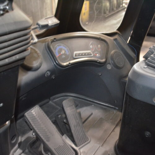 Hyundai Model 70D9 15,500 Pound Capacity Diesel-Powered Forklift Truck