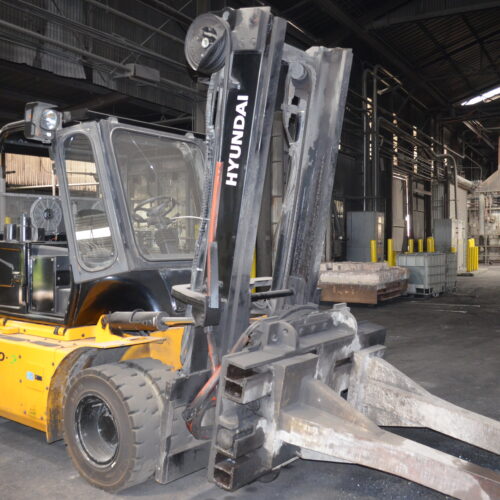 Hyundai Model 70D9 15,500 Pound Capacity Diesel-Powered Forklift Truck