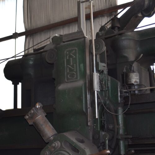 King Machine Tool Twin Column Vertical Boring Mill, With 80 Inch Diameter 4-Jaw Table and 40 HP Rotation Motor