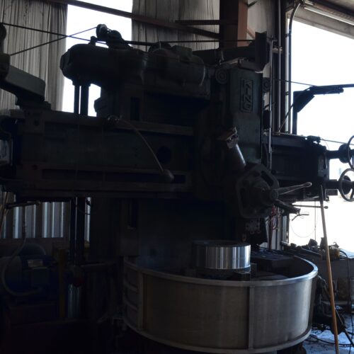 King Machine Tool Twin Column Vertical Boring Mill, With 80 Inch Diameter 4-Jaw Table and 40 HP Rotation Motor