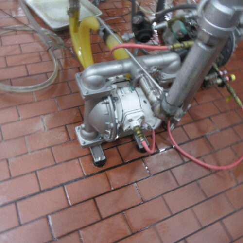 2,200 Pounds Per Hour Heat and Control Model SFF224610 Fryer with Top Hold Down