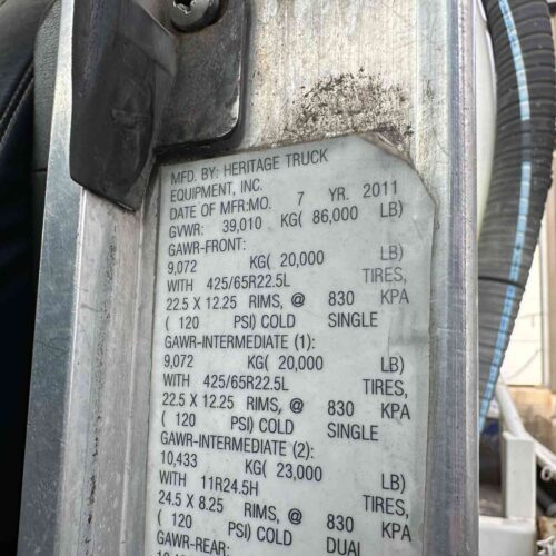 2012 Kenworth Model T800 Vacuum Tractor, Tri Axle, Day Cab, With Brine Tank and NVE Vacuum Unit