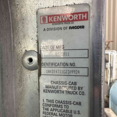 2012 Kenworth Model T800 Vacuum Tractor, Tri Axle, Day Cab, With Brine Tank and NVE Vacuum Unit