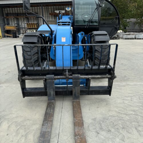 Genie Model GTH1544 15,000 Pound Maximum Lift Capacity Telehandler Telescopic Forklift With Long Reach Attachment