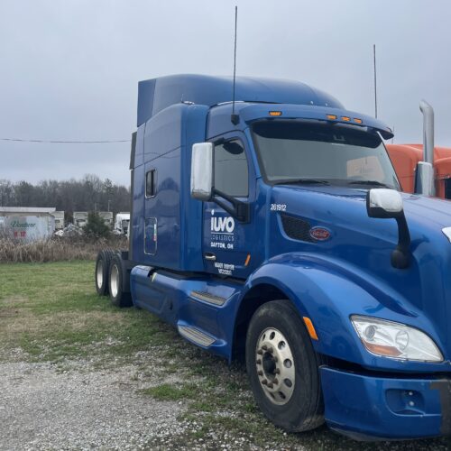 2016 Peterbilt Model 579 Truck Tractor