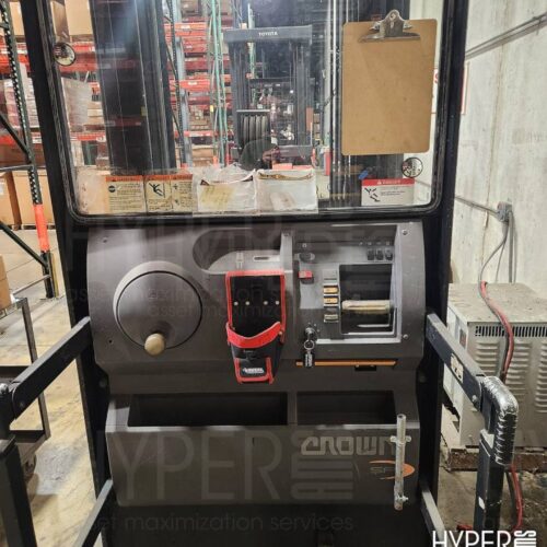 Crown 3000# Electric forklift